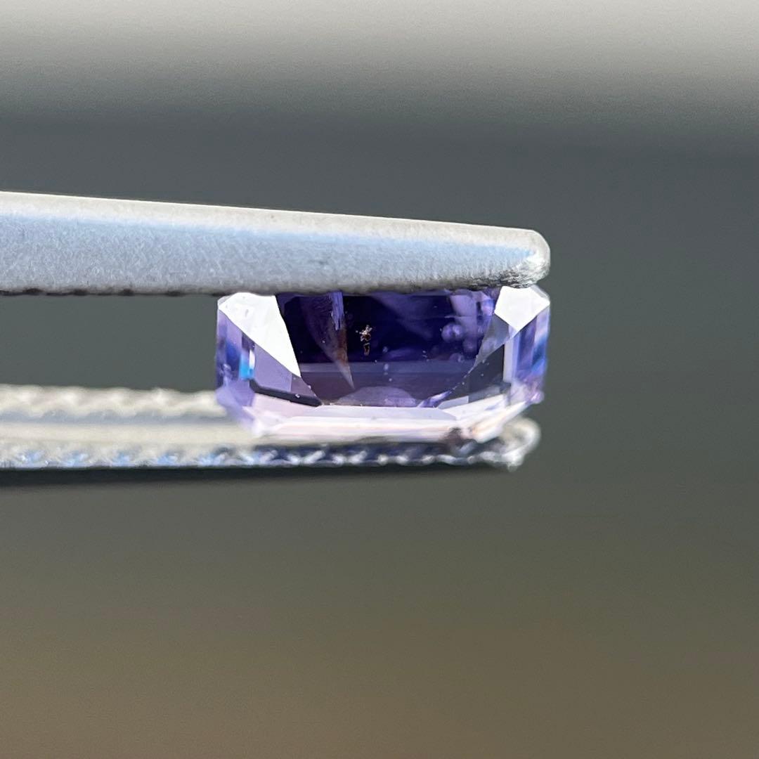 スリランカ産非加熱天然パープルサファイア