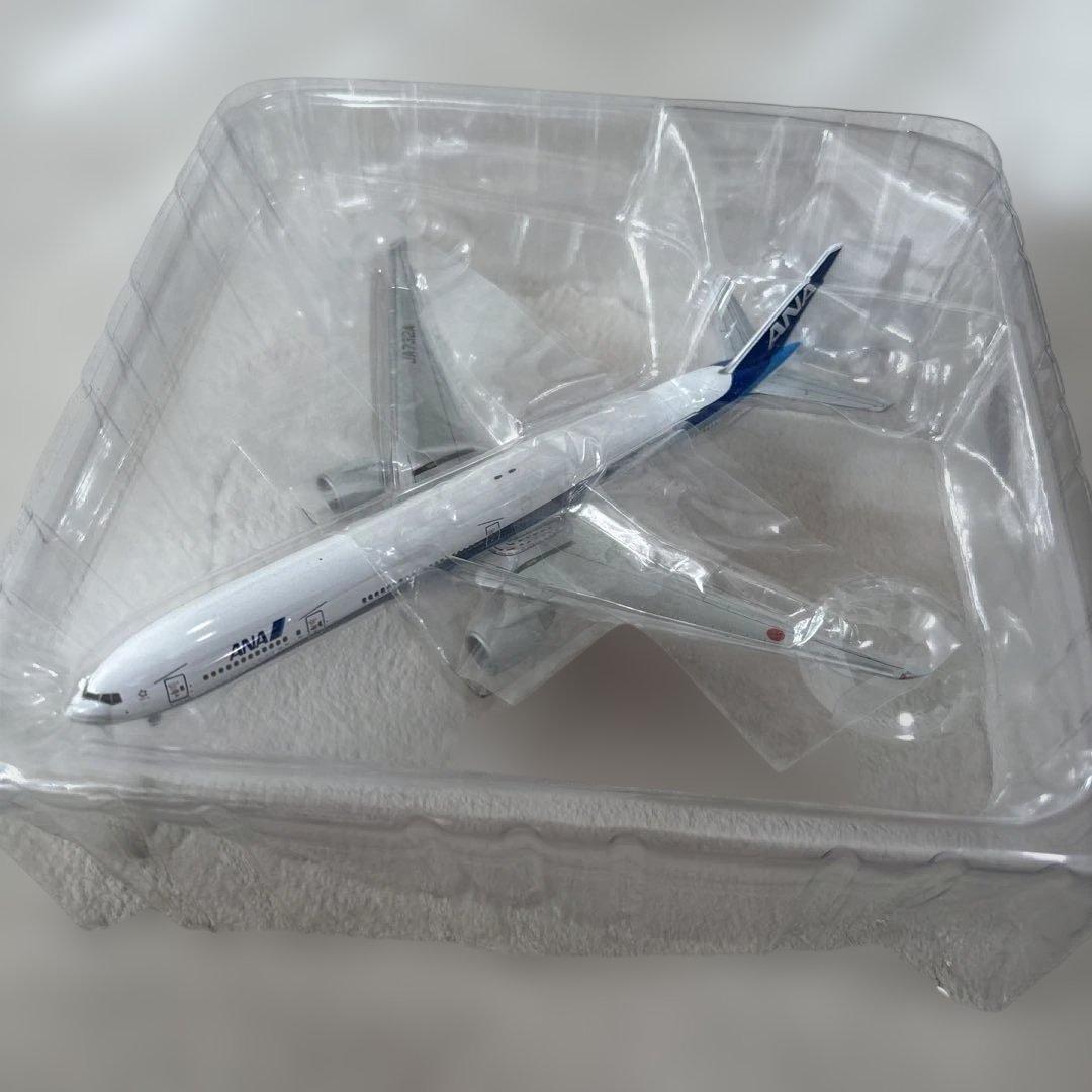 ANA Boeing 777-300ER モデル 1:400