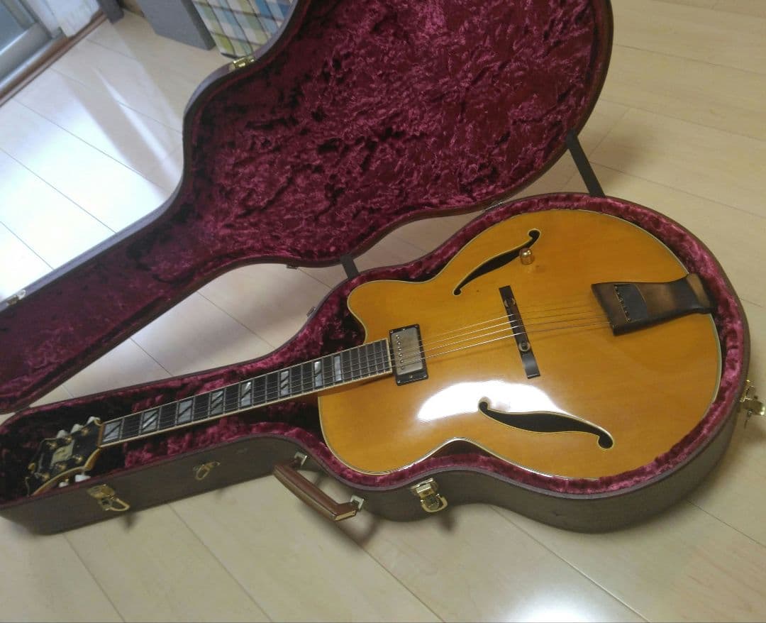 Angelica ニューヨーカー　フルアコ