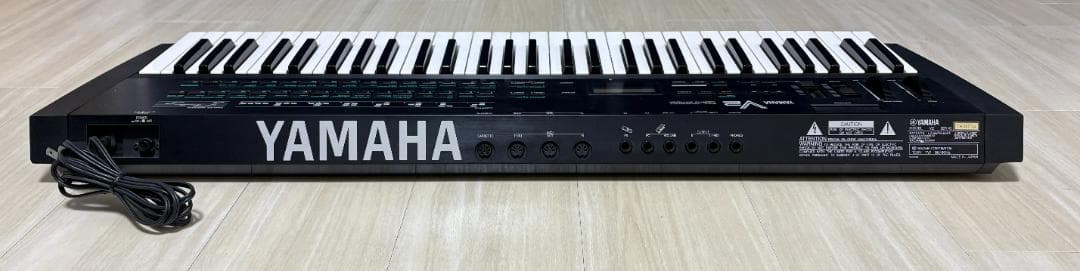Yamaha V2 61鍵 キーボードシンセサイザー