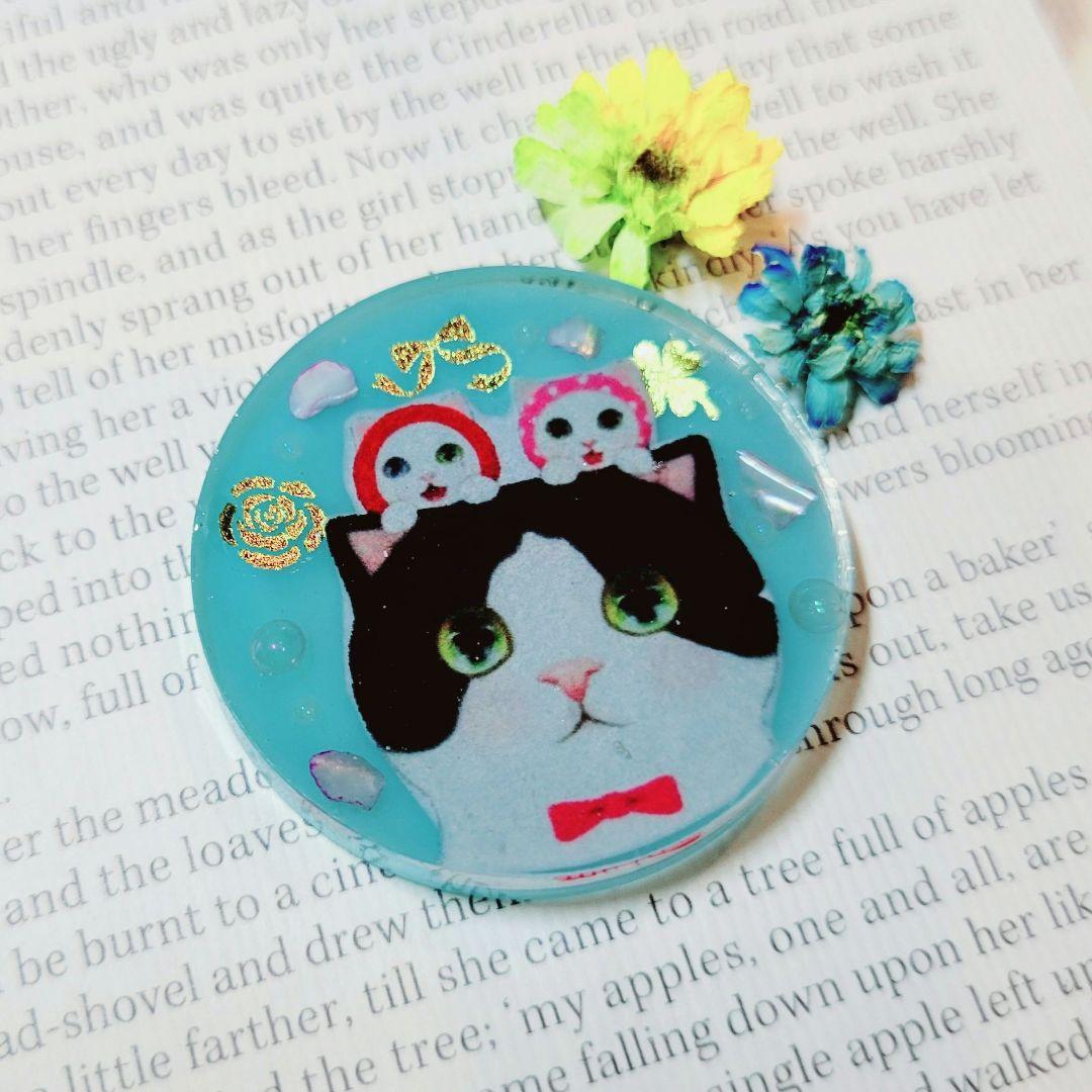 No.125❤猫❤ちっちゃいのが乗ってます～❤レジン❤ヘアゴム ブローチ