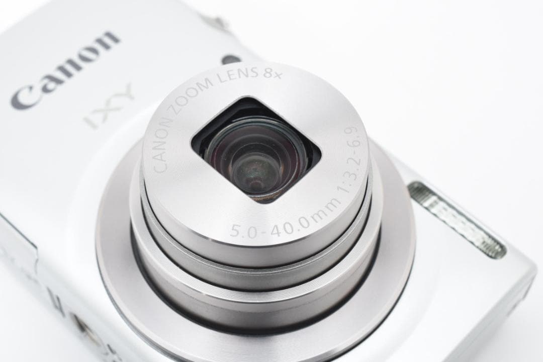 ほぼ新品 キャノン　Canon IXY 180 1613