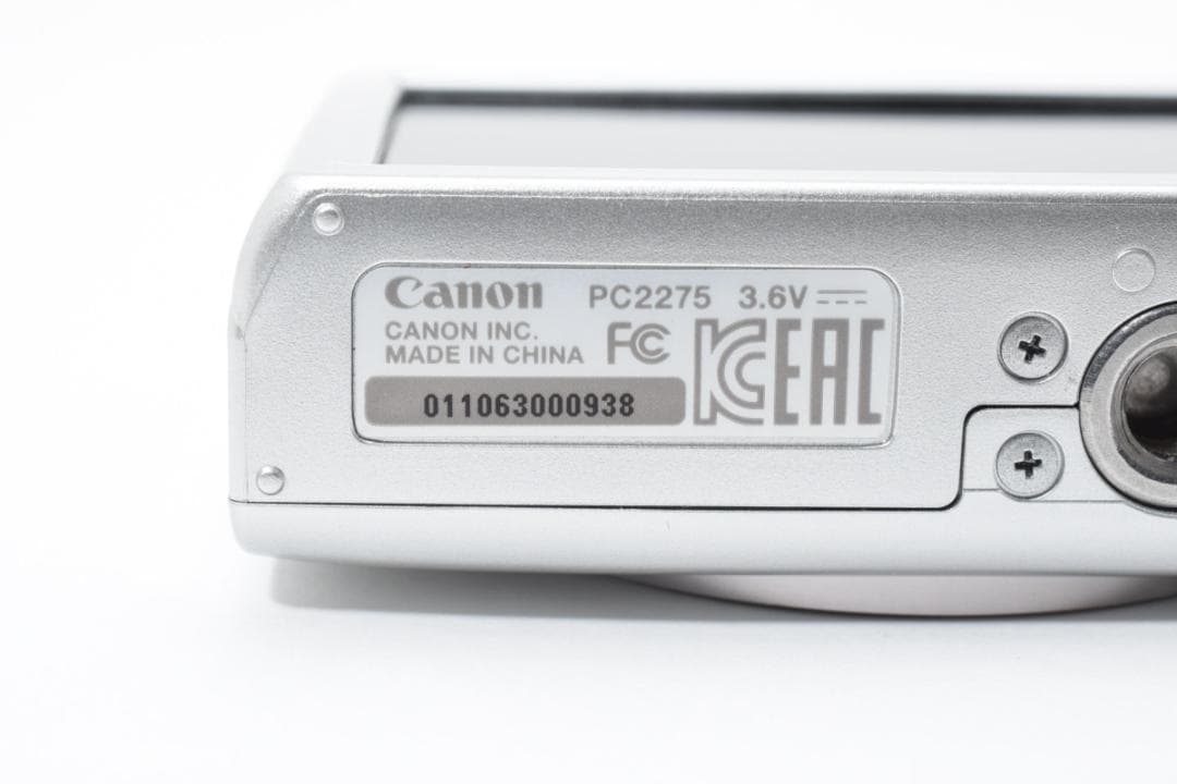 ほぼ新品 キャノン　Canon IXY 180 1613