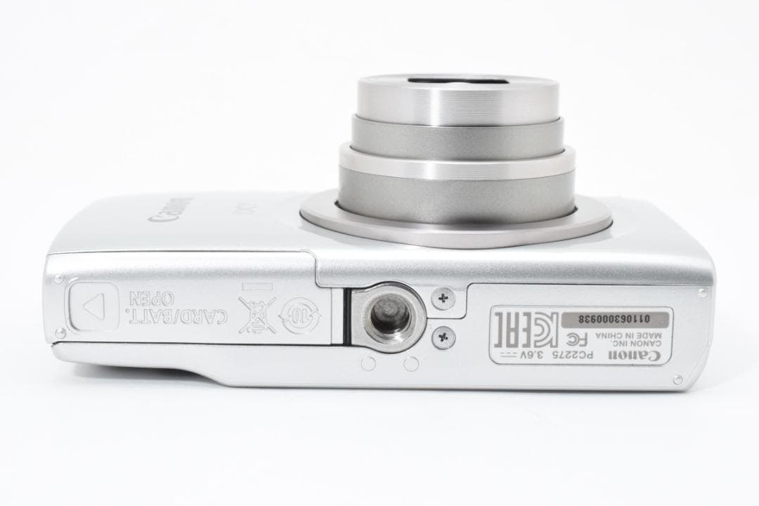 ほぼ新品 キャノン　Canon IXY 180 1613