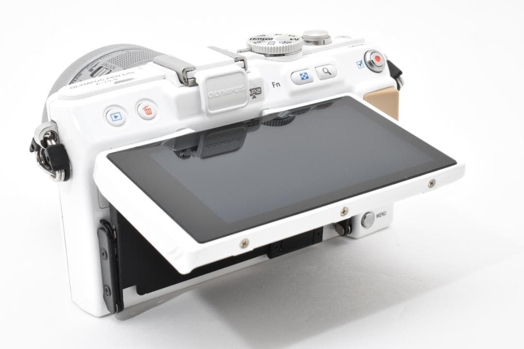 ✨大人気ホワイトカラー✨OLYMPUS PEN Lite E-PL5 収納バッグ