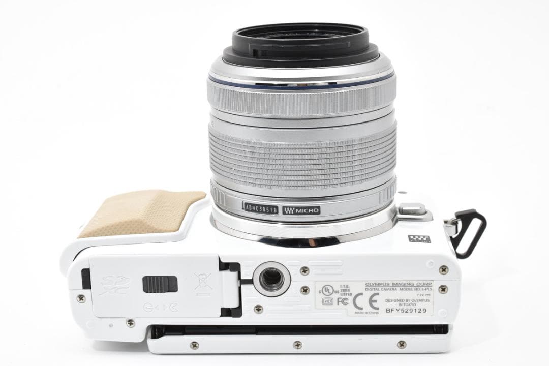 ✨大人気ホワイトカラー✨OLYMPUS PEN Lite E-PL5 収納バッグ