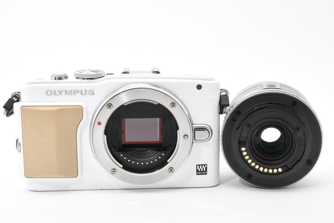 ✨大人気ホワイトカラー✨OLYMPUS PEN Lite E-PL5 収納バッグ