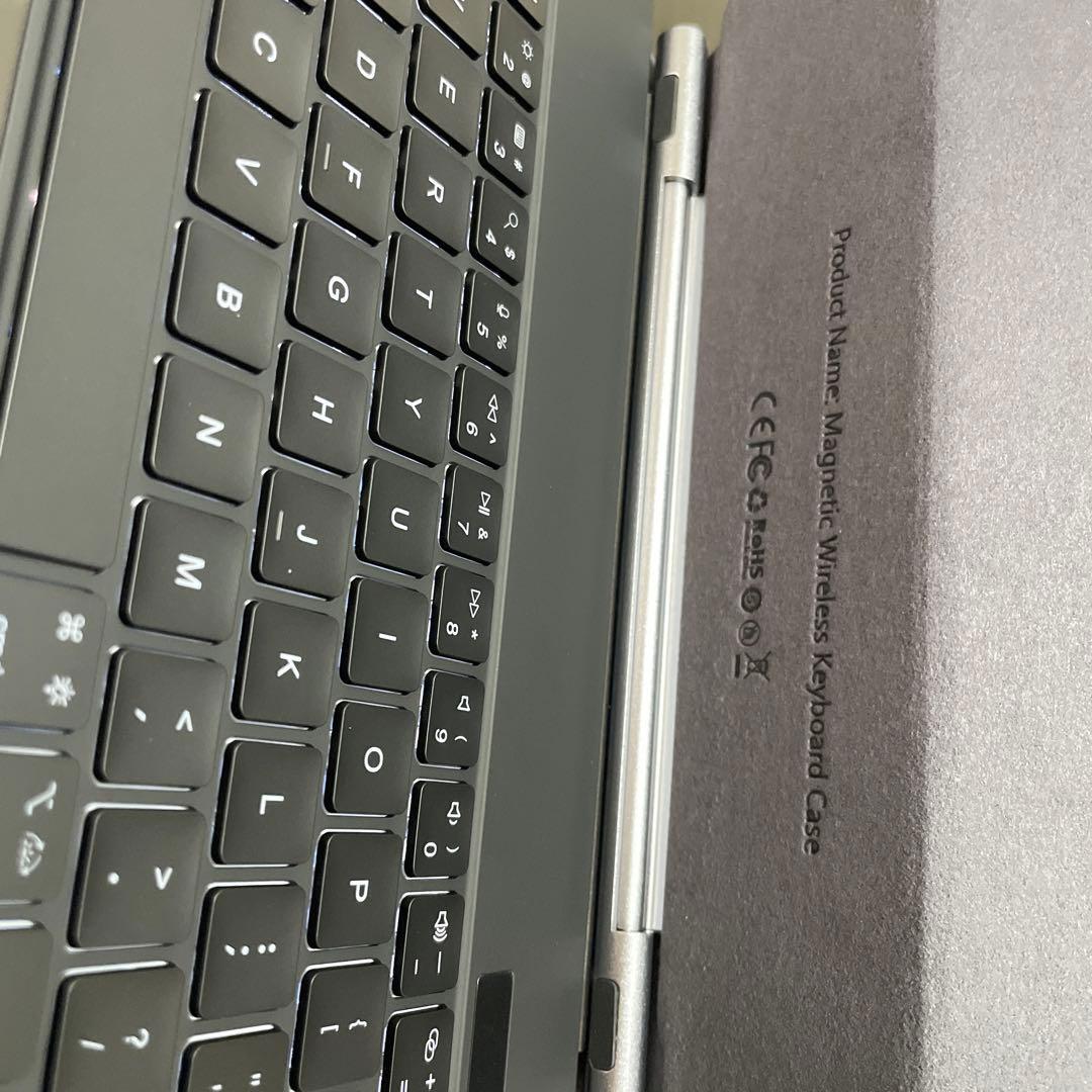 新品訳ありiPadキーボードAir第4/5/6/7、Pro11第1/2/3/4黒