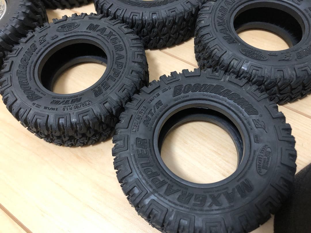【ハイグリップ】RC4WD／BOOMRACING 1.9\"クローラータイヤ 8本