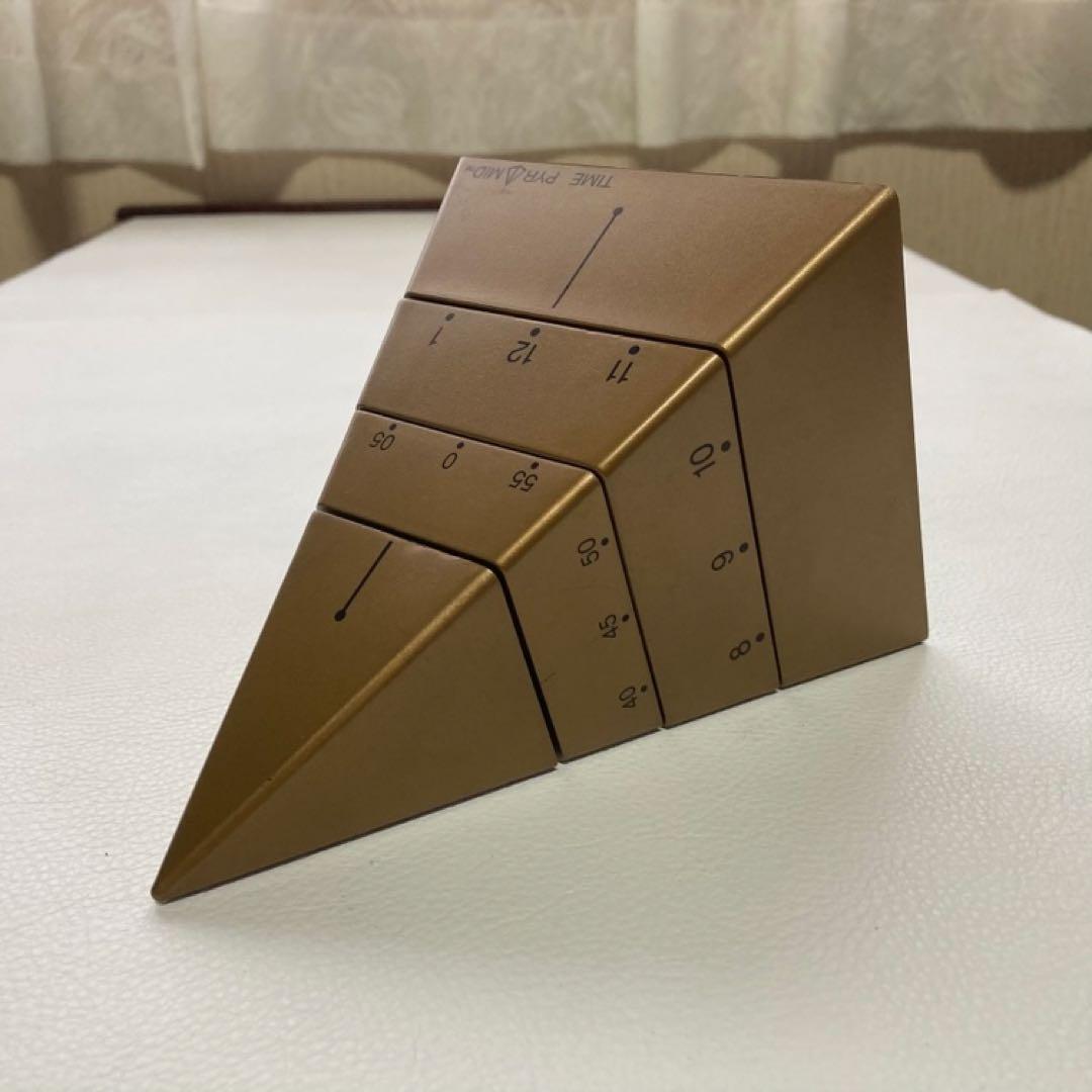 TIME PYRAMID 置き時計 ピラミッド型 回転式 ゴールド 置物 レトロ