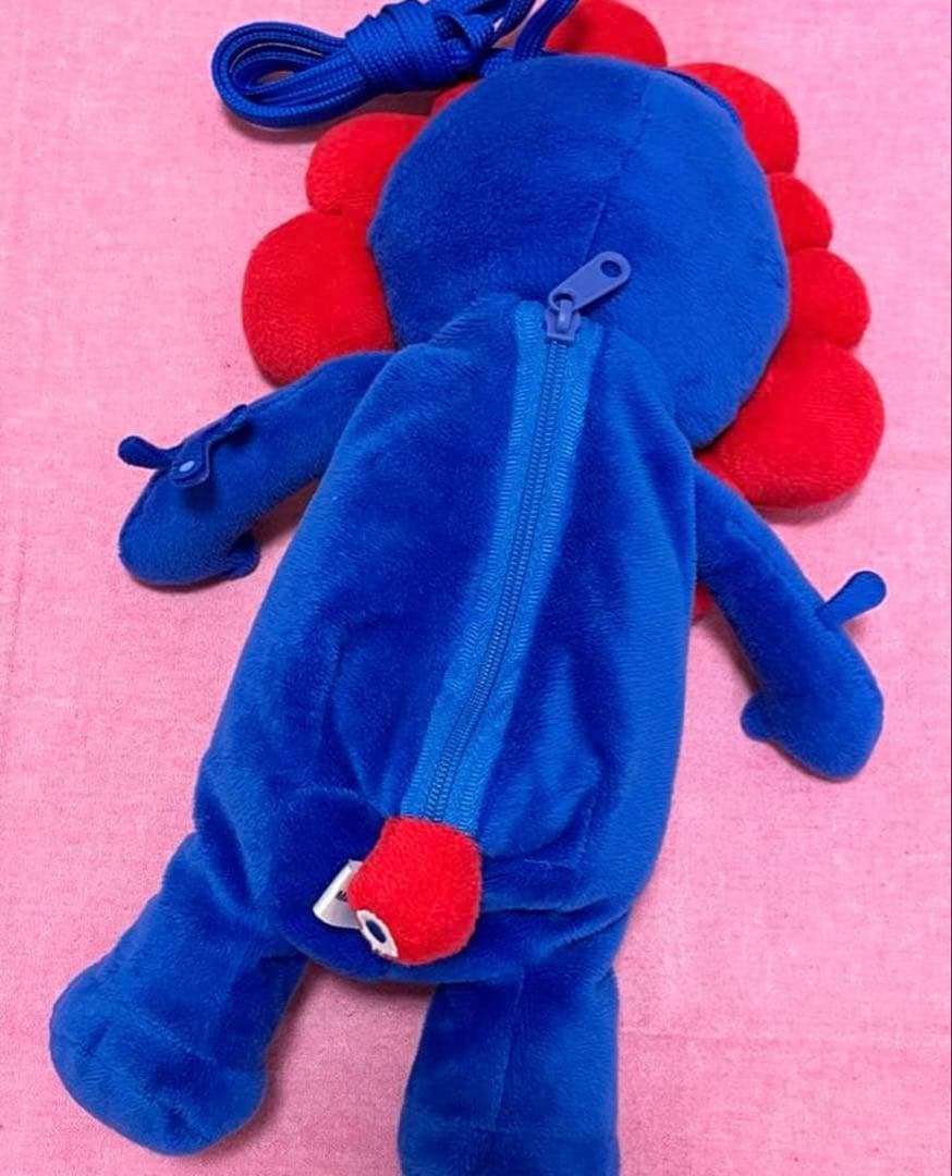ミャクミャク ぬいぐるみポシェット