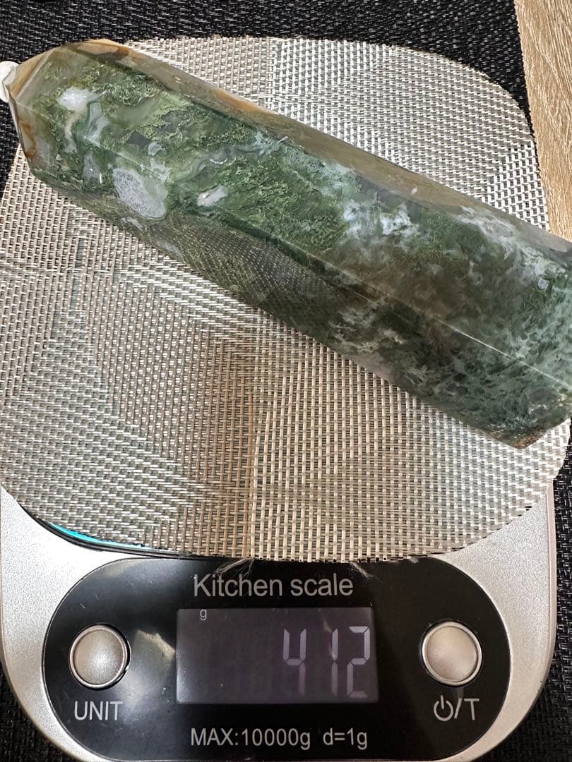 大サイズ モスアゲート 六角柱タワー ドゥルージー共生 苔瑪瑙 約15cm