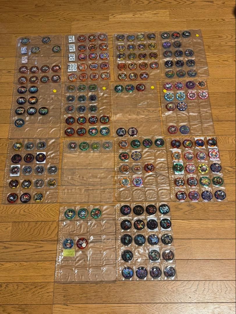 翔*様 妖怪メダル　約100コンプセット以上　約1,700種類以上　未使用多数