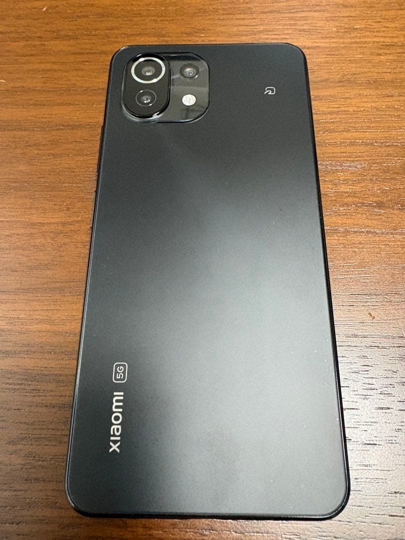 Xiaomi 11 5G 本体