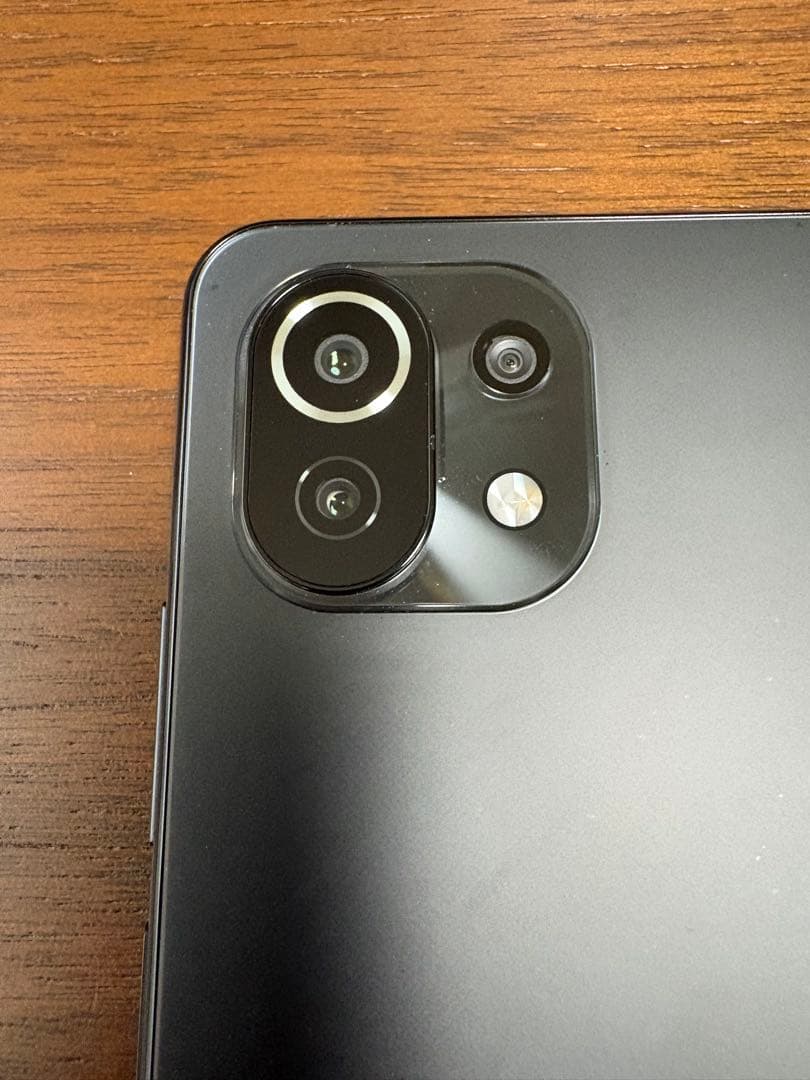 Xiaomi 11 5G 本体