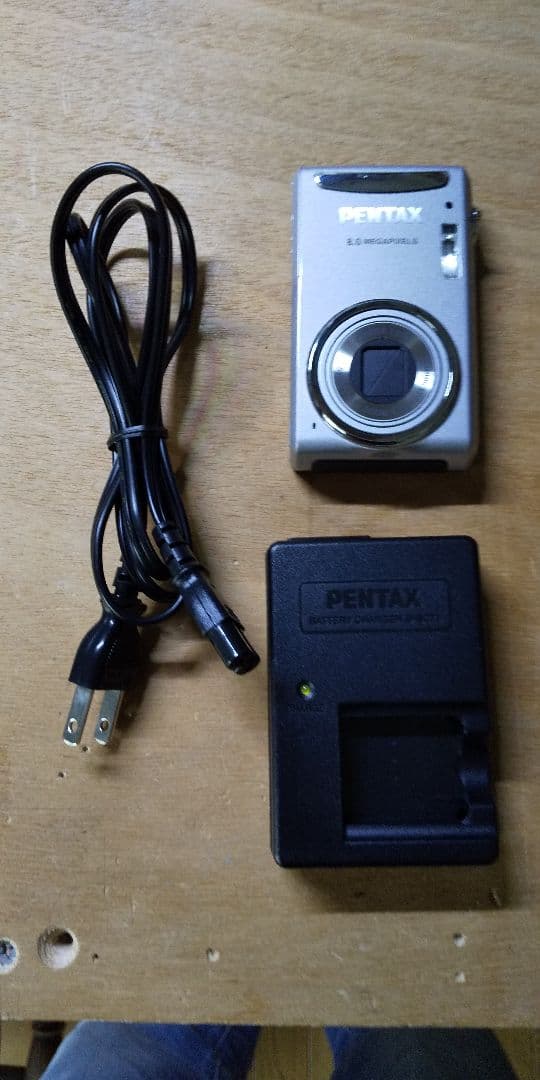PENTAX コンパクトデジタルカメラ シルバー