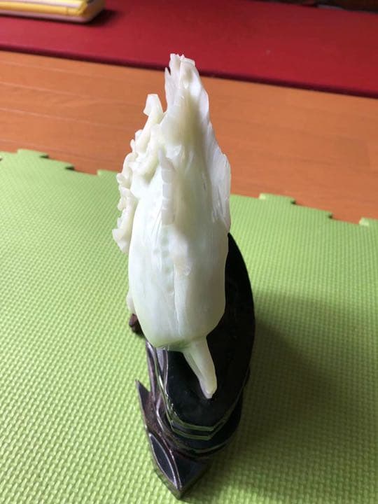 白菜型　翡翠　石　インテリア　置物　木製スタント付き