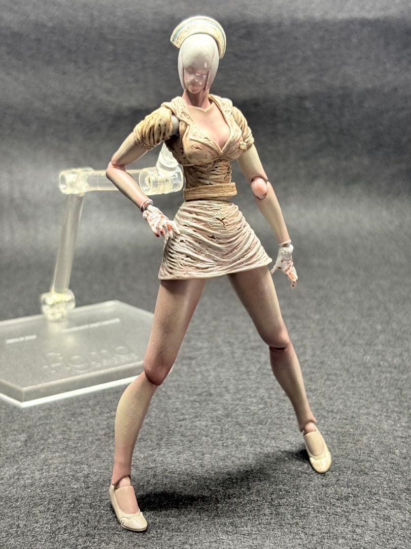 FREEing figma バブルヘッドナース