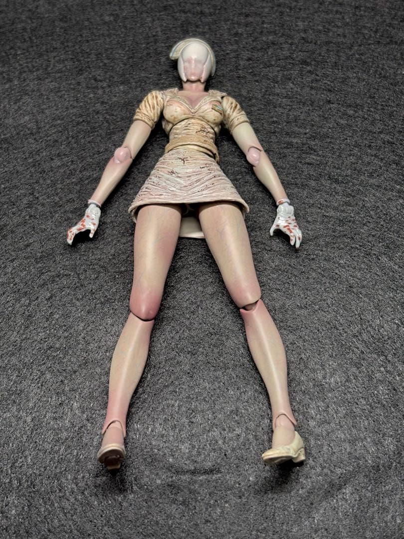 FREEing figma バブルヘッドナース