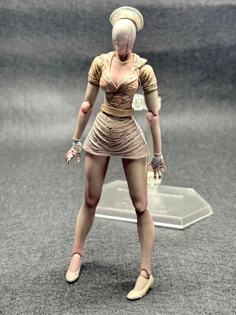 FREEing figma バブルヘッドナース
