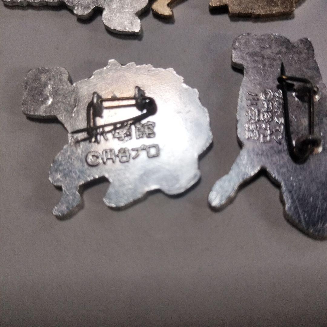 キャラクター メタル製ピンバッジ 10個セット