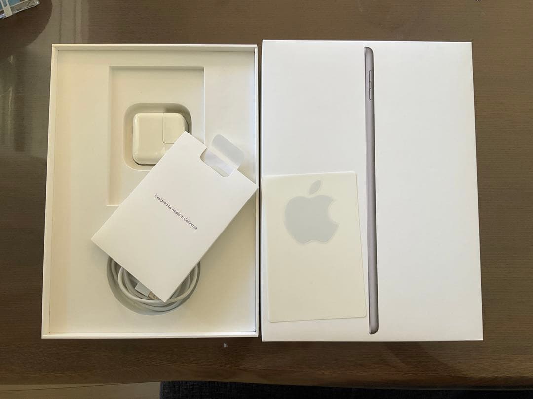 APPLE iPad Wi-Fi 32GB 2018 第６世代　シルバー