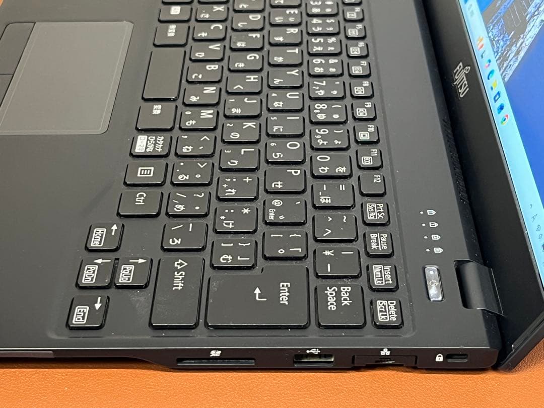 LIFEBOOK U939 i7-8665U FHD 16G 顔認証 256GB