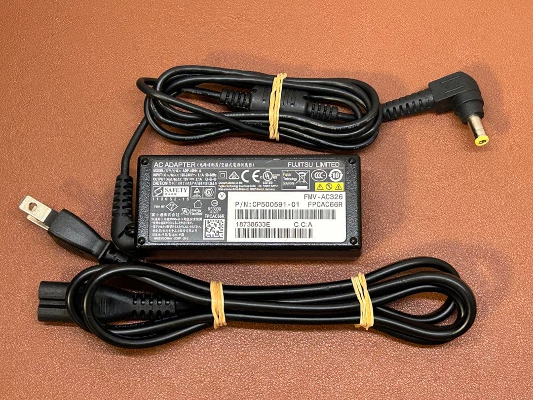 LIFEBOOK U939 i7-8665U FHD 16G 顔認証 256GB