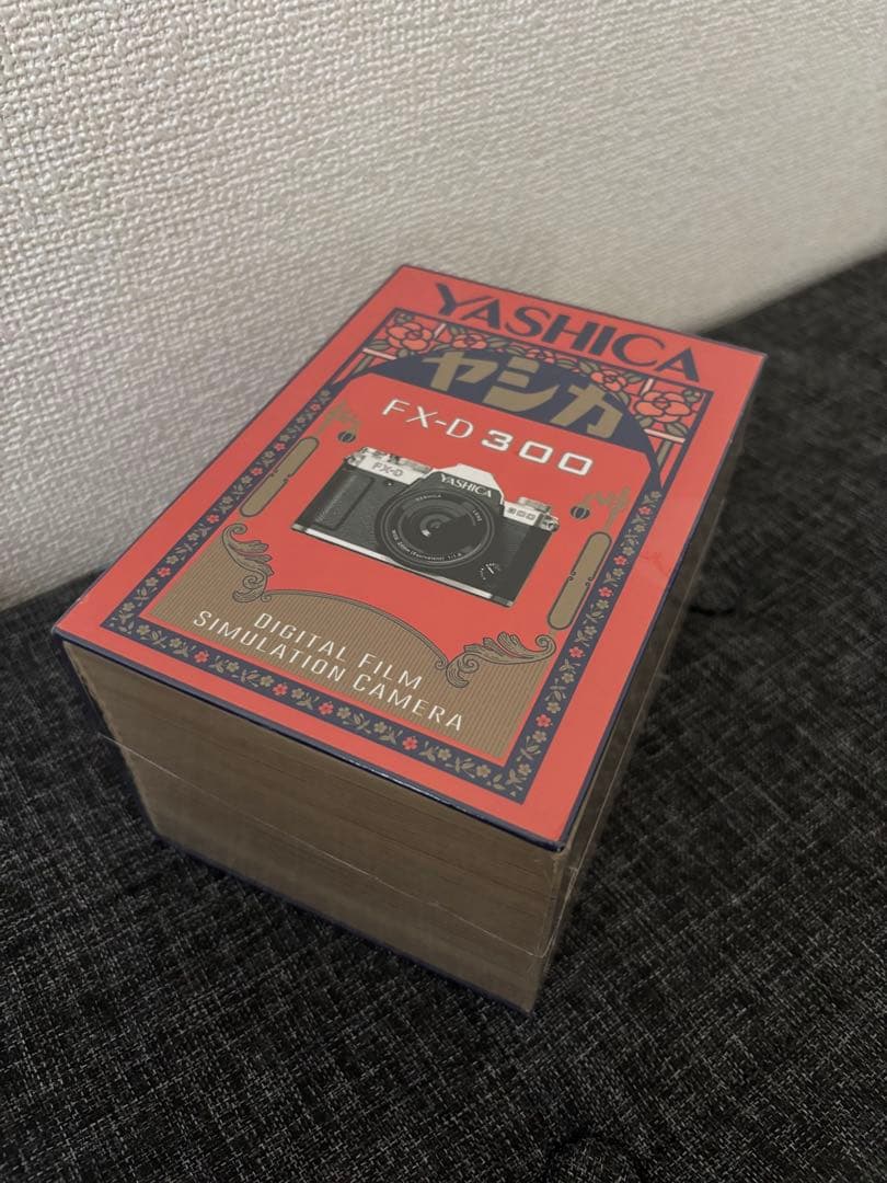 YASHICA FX-D300ヤシカ　デジタルカメラ 新品未開 最終価格