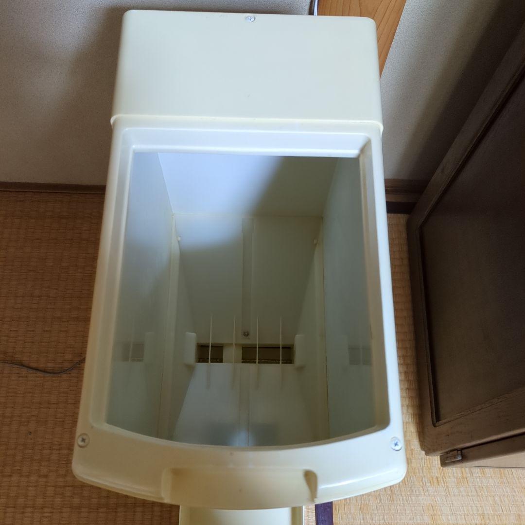 送料無料　カリモク　レンジ台　キッチン台　米びつ付き