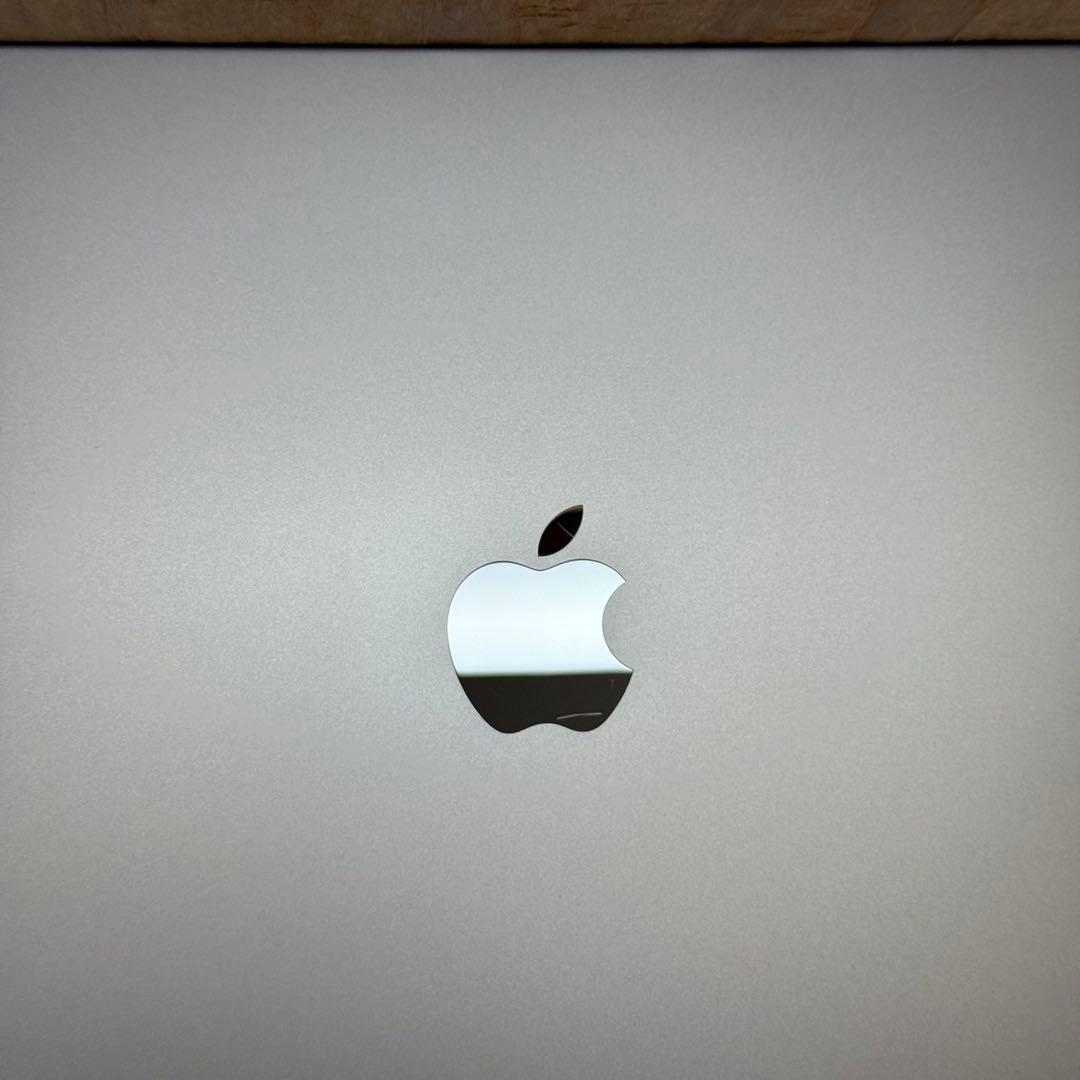 MacBook Pro16インチM1 Proメモリ16GB 512GB放電40回