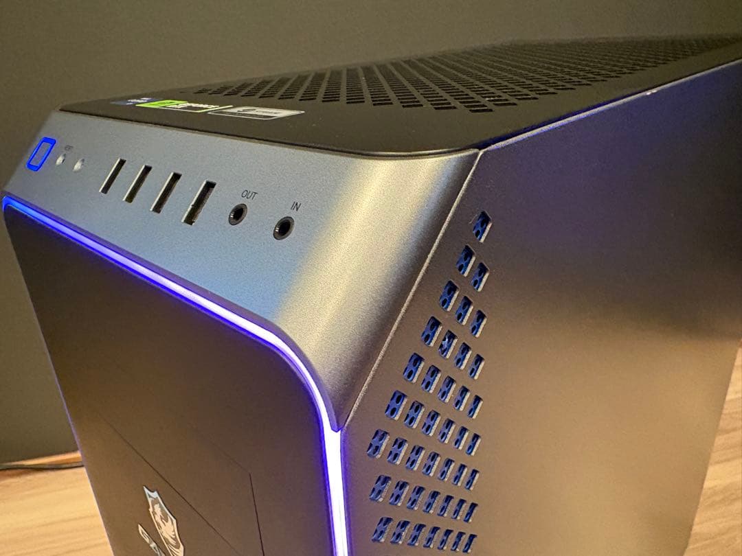 RTX4070ti　SSD2TB ゲーミングpc i7 13700F　ガレリア