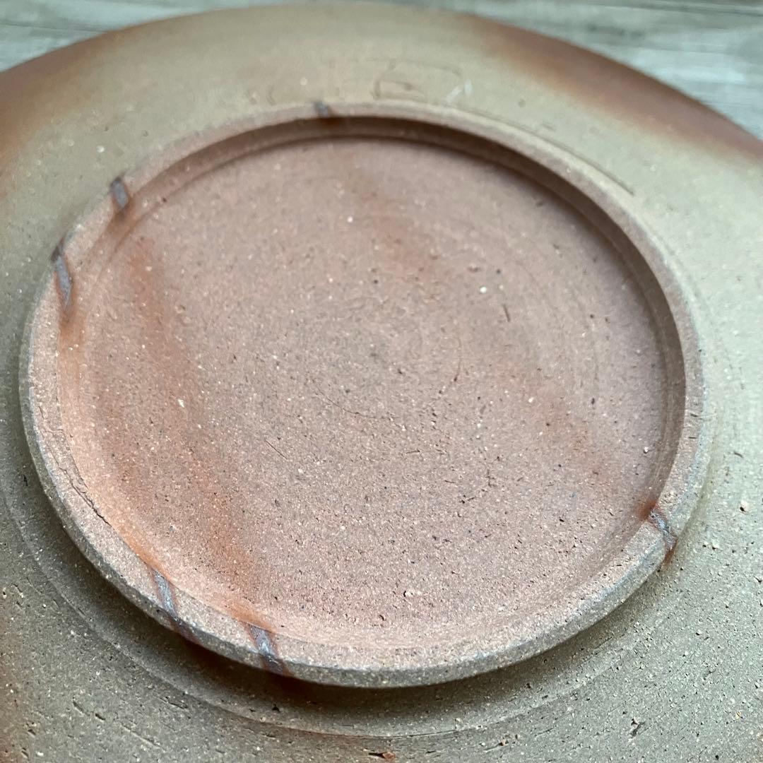 D-4 【希少・美品】備前焼 大皿 飾り皿（火襷・胡麻）作家物 銘入り
