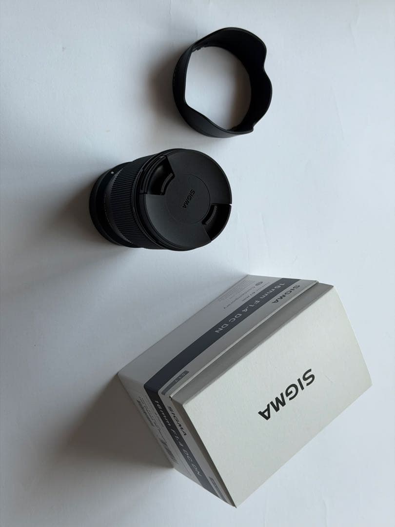 新品同様　シグマ SIGMA 16mm F1.4 DC DN キヤノンRF