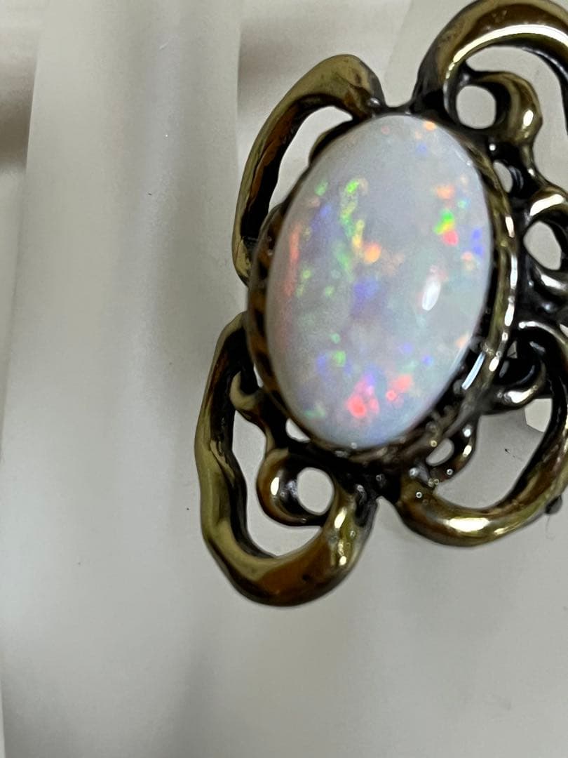 夢のカジュアル宝石　116番　6ct オパールリング 青と緑の遊色 フリー