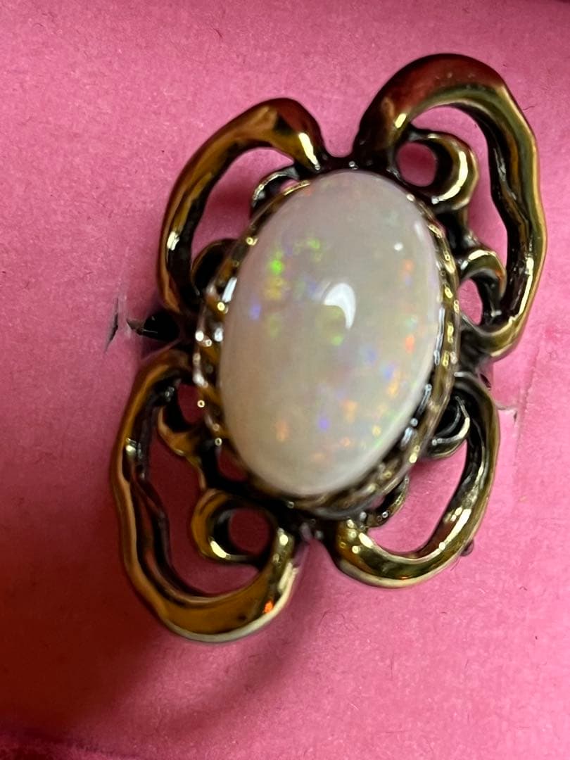 夢のカジュアル宝石　116番　6ct オパールリング 青と緑の遊色 フリー