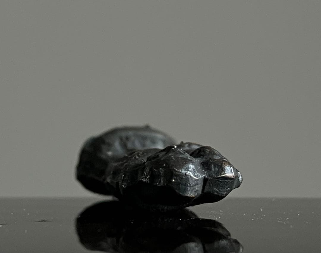 【タイ民間信仰 縁結び人形 極小約2㎝】プラクルアン クマントーン お守り 呪物