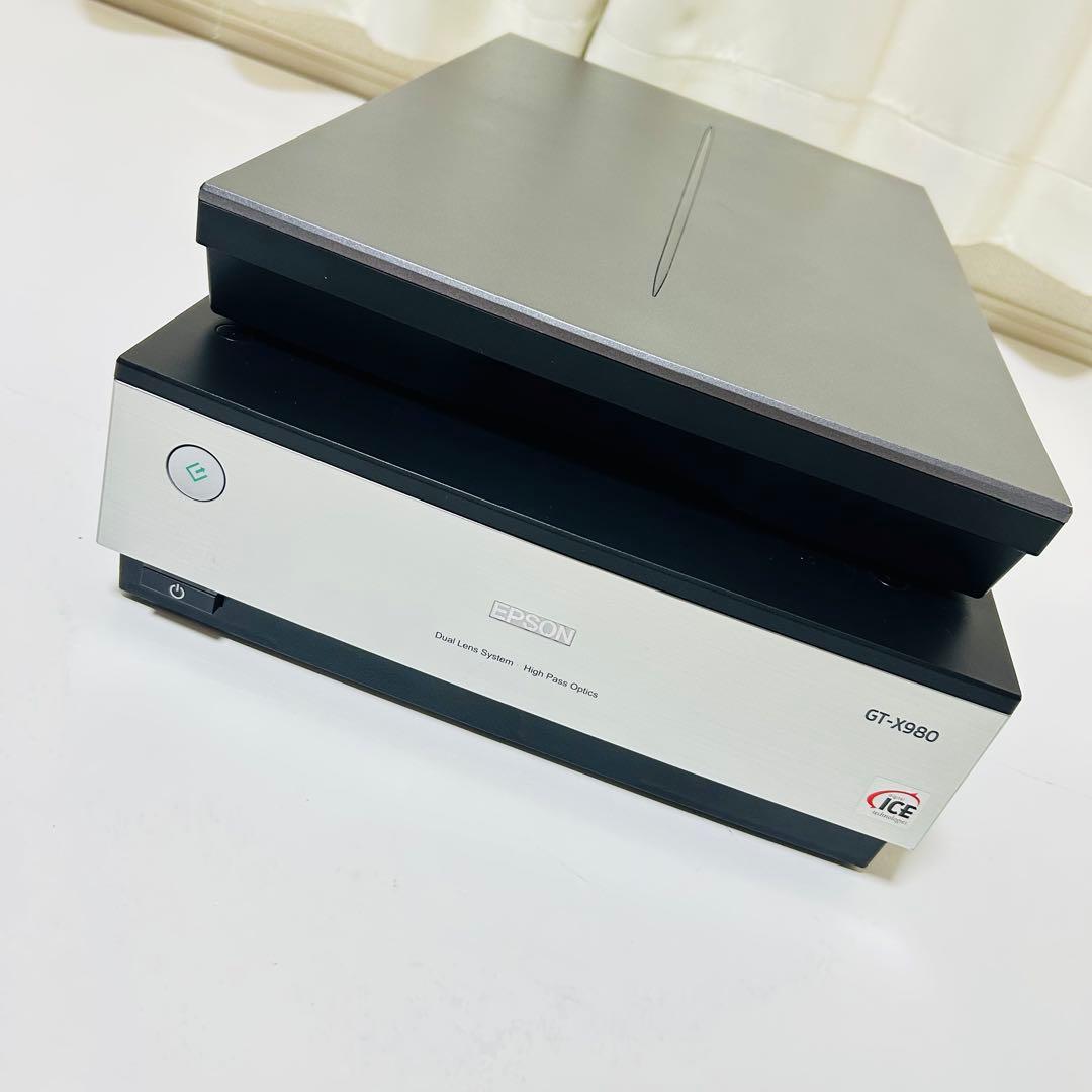 【ほぼ未使用】【廃盤】EPSON GT-X980 A4 フラットベッドスキャナー