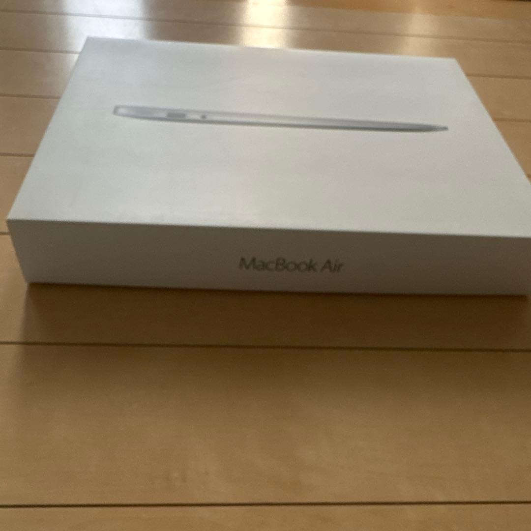 MacBook Air 13インチ128GBシルバー 2017年