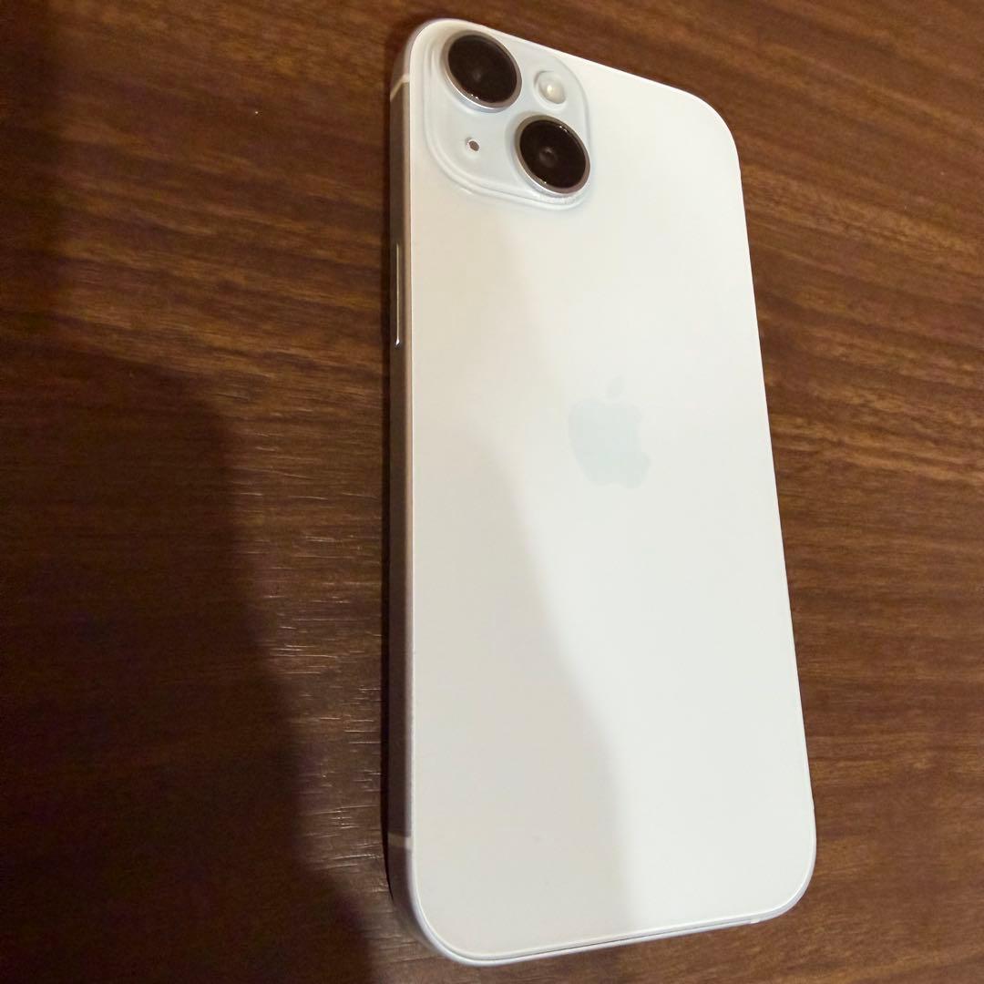 【Fam5】iPhone15 256GB ライトブルー