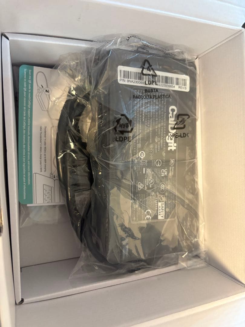 CalDigit TS4 Thunderbolt 4 ドッキングステーション