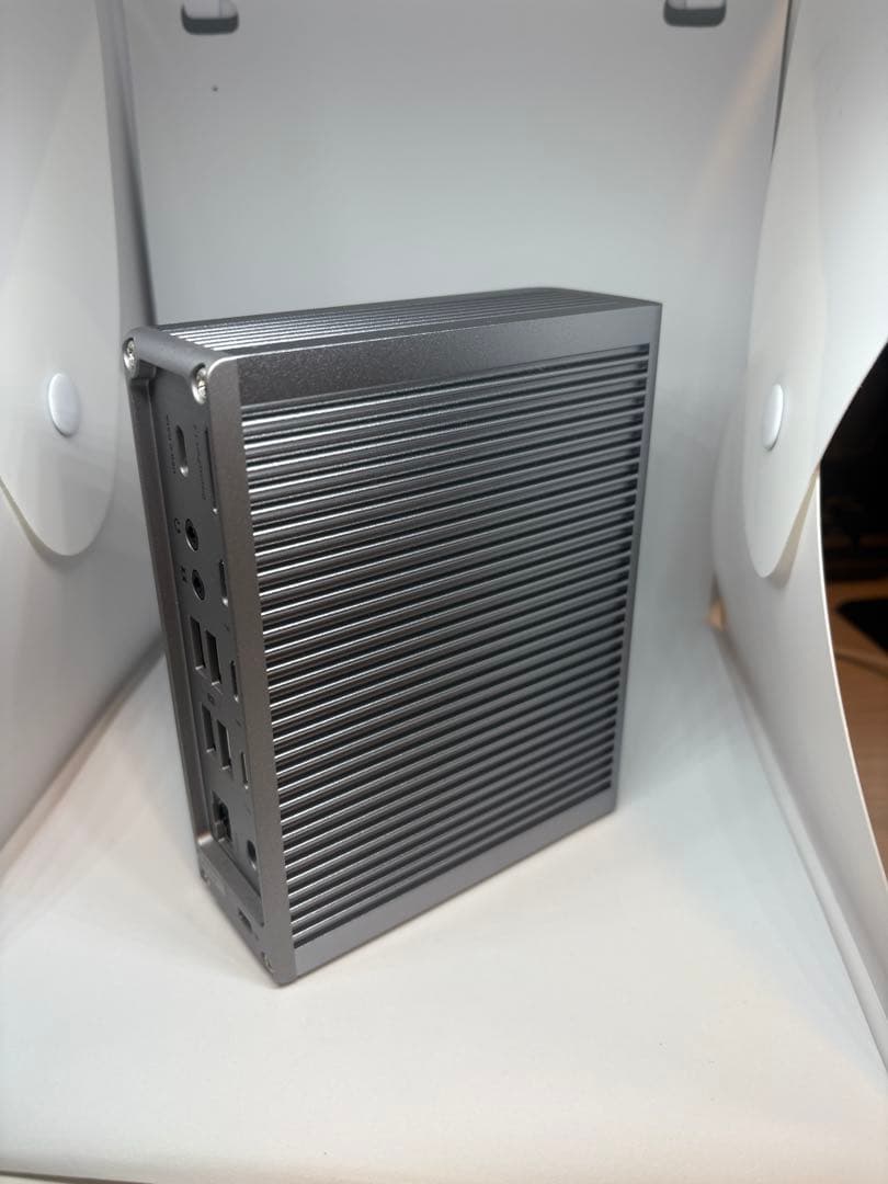 CalDigit TS4 Thunderbolt 4 ドッキングステーション