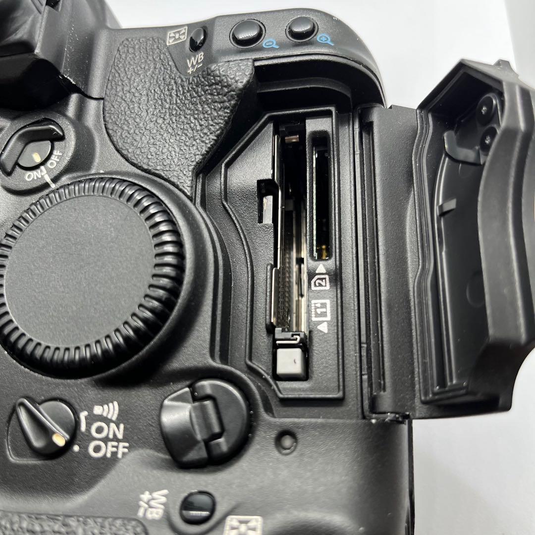 Canon EOS-1Ds Mark II DIGITAL デジタル一眼レフ