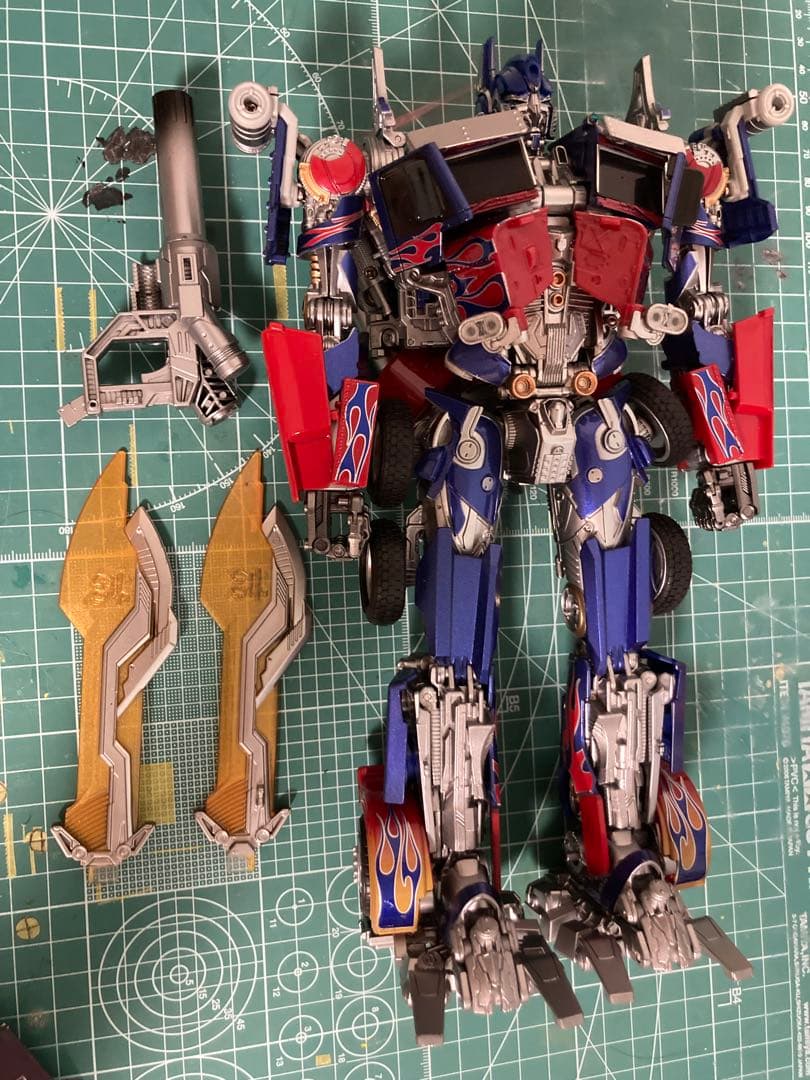 新品 LT02 非正規 MPM オプティマスプライム　トランスフォーマー