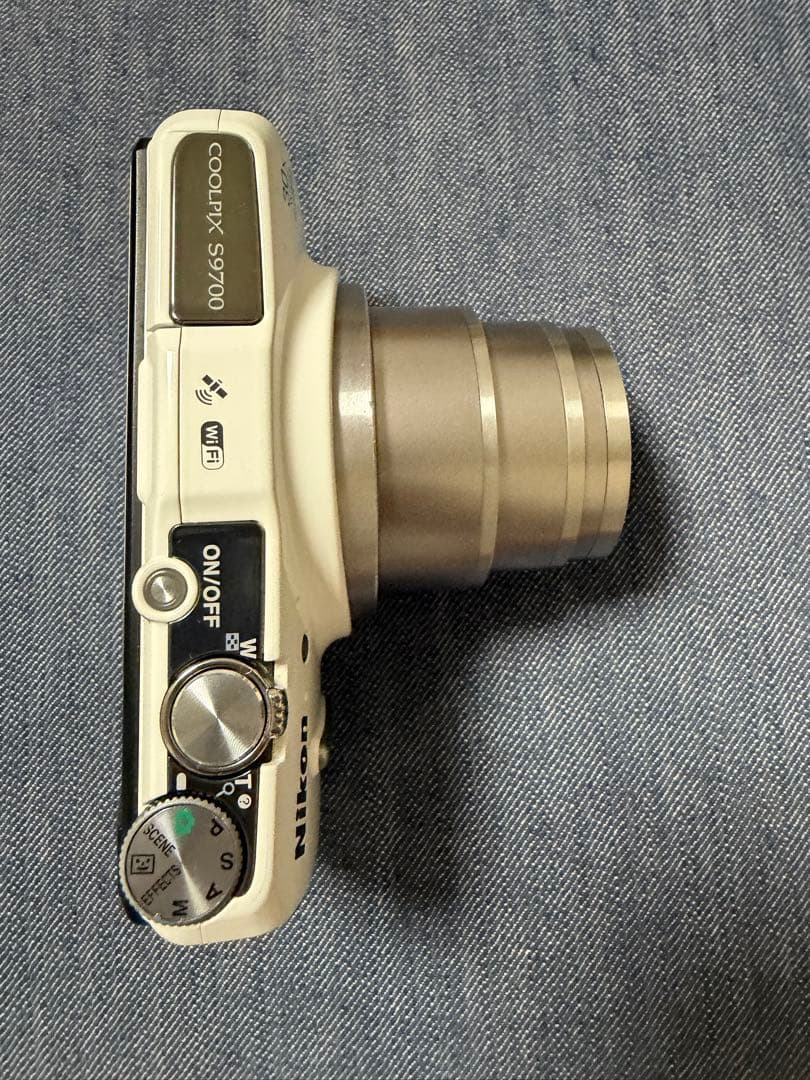 Nikon coolpix S9700 デジタルカメラ