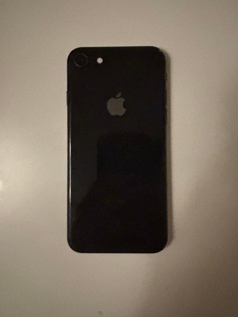【美品】Apple iPhone8 256GB Black 割れ無し
