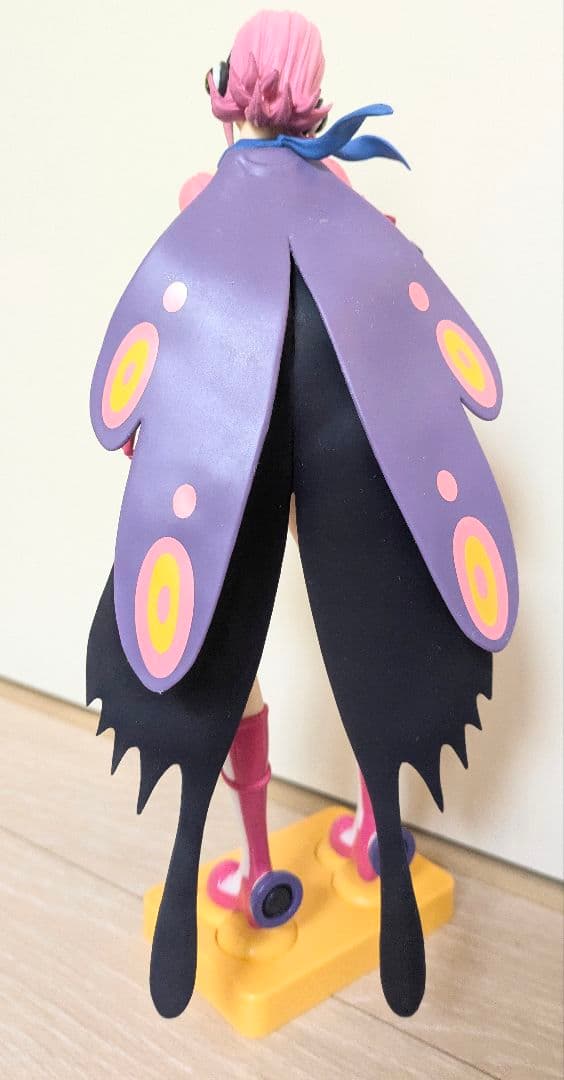 ONE PIECE　レイジュ　フィギュア