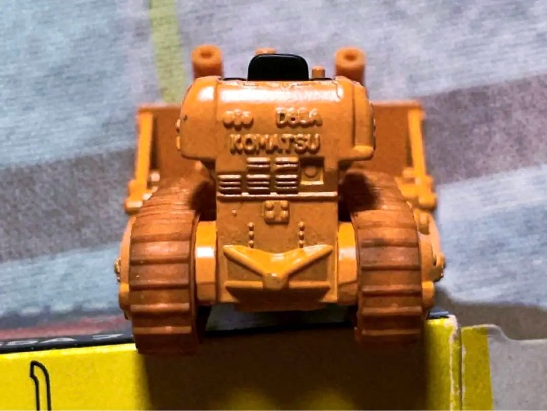 未使用品 超ヴィンテージ トミカ 黒箱 コマツ D65A ブルドーザー