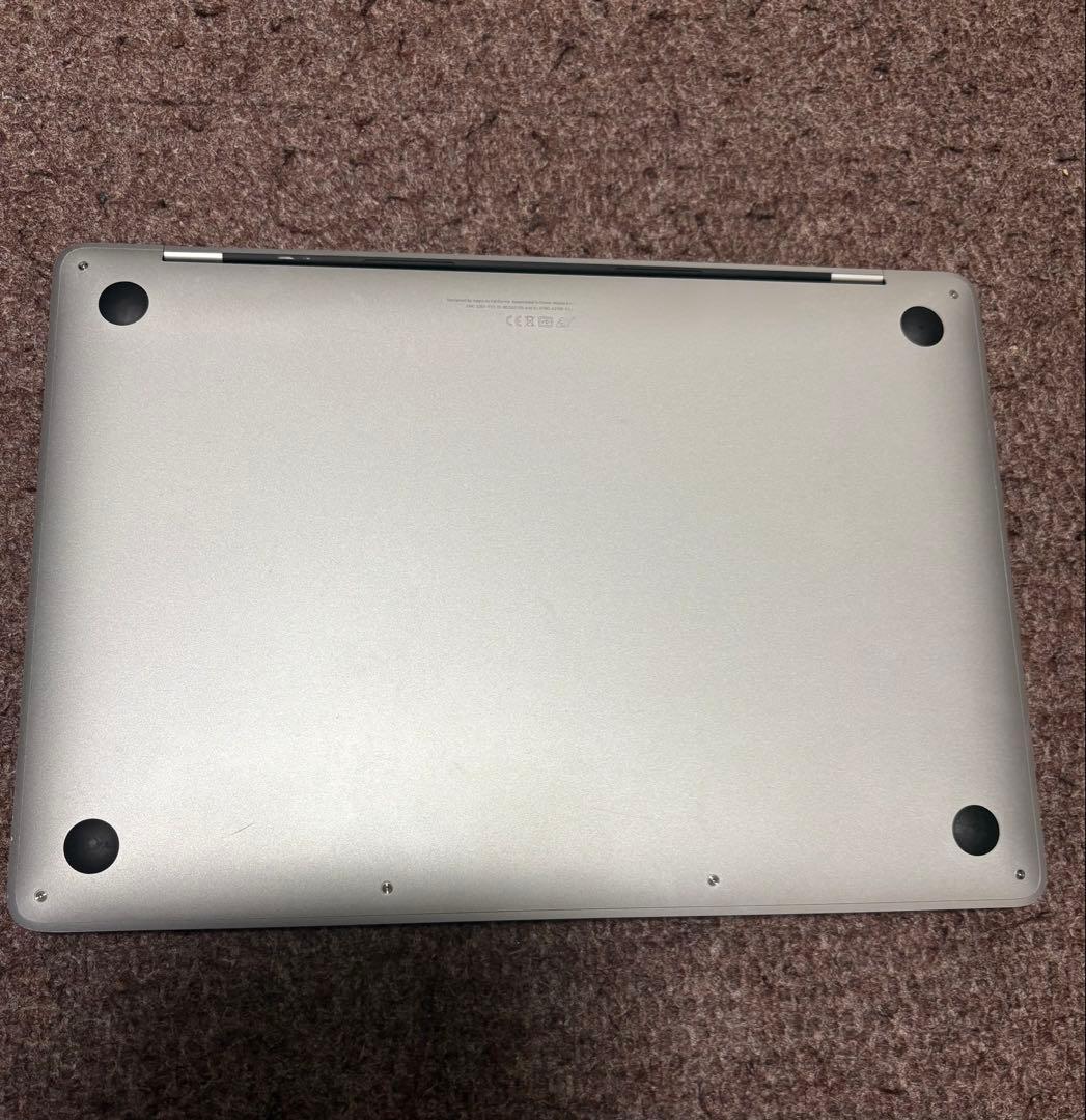 Apple MacBook Pro シルバー A2159 2019年製　ジャンク