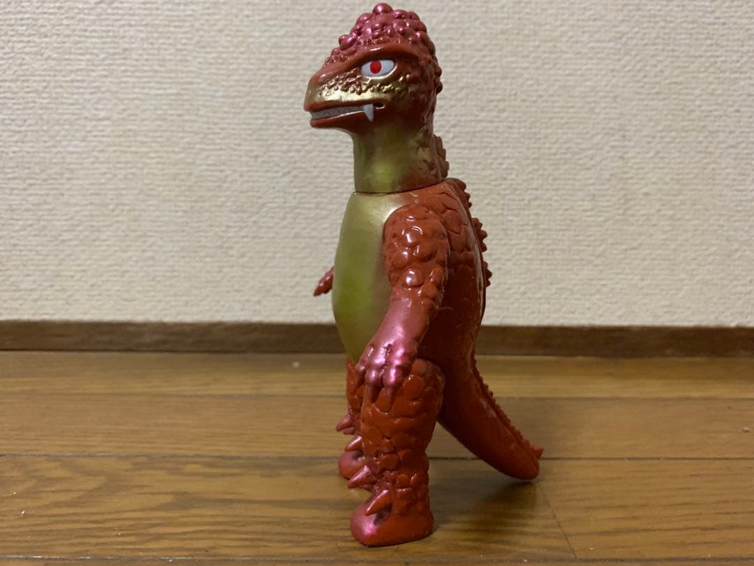 マーミットビニパラベビー　ウルゴン　シャモラー